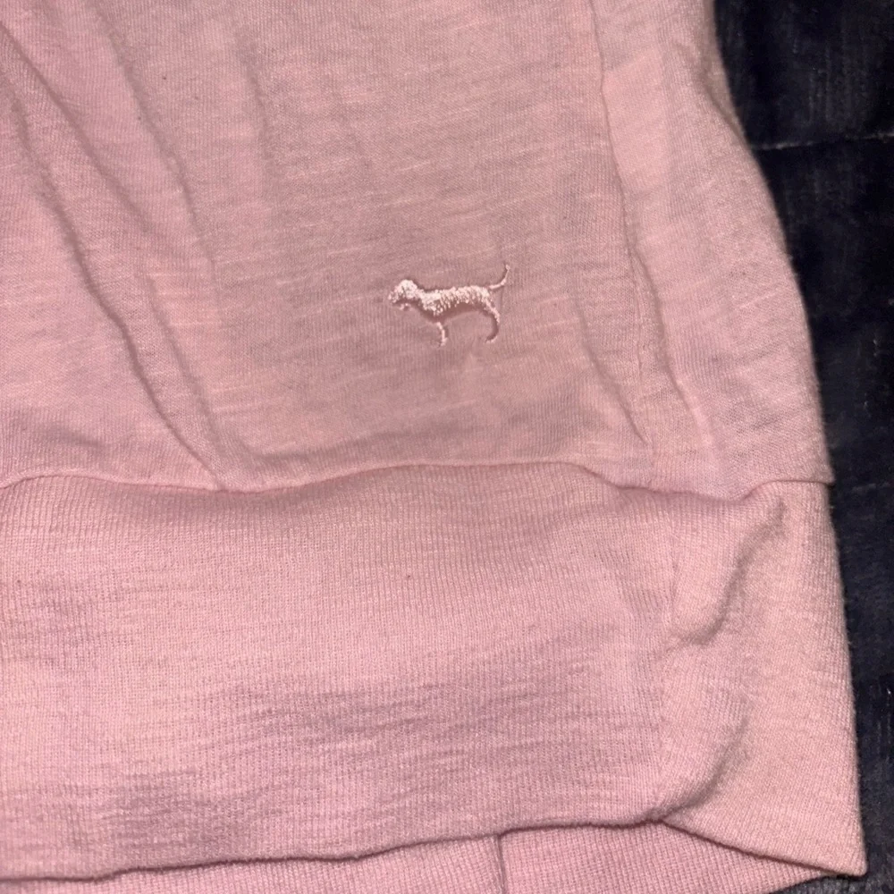 Women's VS PINK V-Neck Top - Picture 3 of 3